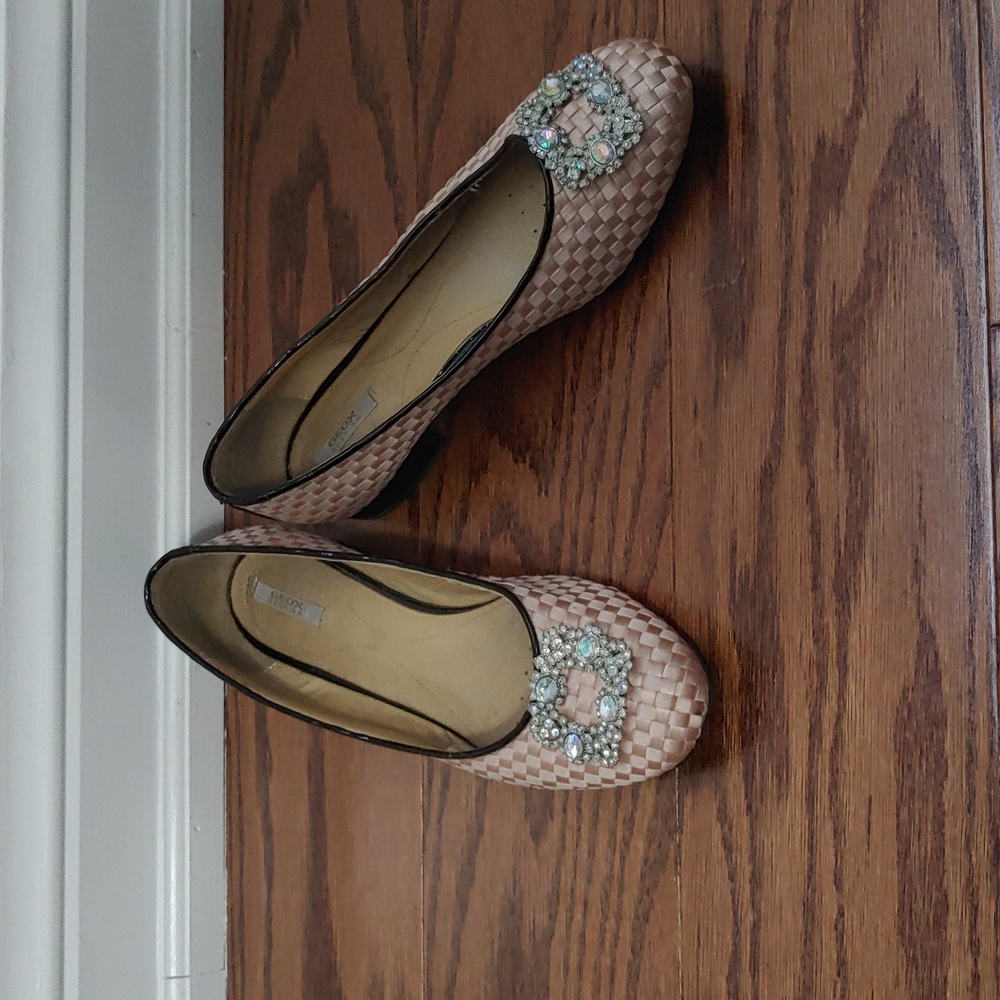 Geox pink flats